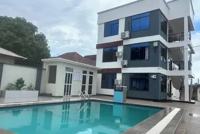 Image de 2-bedroom apartment in lovely Dar es Salaam with WiFi, Ac, family friendly