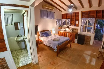 Image de Romantic Beachfront Casita w\/ Pool - Ac - Sleeps 4