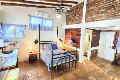 Image de 2 Casitas for 8 guests on Beach Front w Pool & Ac