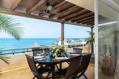 Image de 4br Penthouse Condo - Breathtaking 180 Views of the ocean and islands.