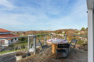 Image de Artzain appartement au calme à mi chemin entre la mer et la campagne