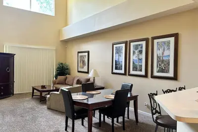 Image de Right Direction Rentals 3 Bedroom Townhome 8162