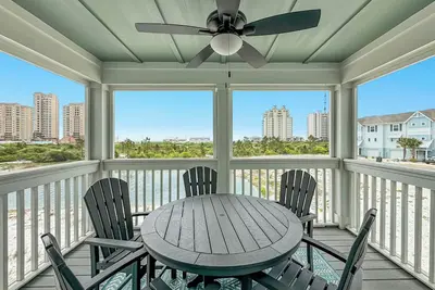 Image de Sandy Feet Retreat at Lost Key Golf & Beach Club | Beach Shuttle | Outdoor Pool | My Beach Getaways