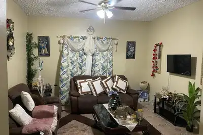 Image de Tranquil 3-bedroom apartment with WiFi in Kingston