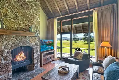Image de Resort Style Units: Near Lodge, Sleeps 8 -Srs226