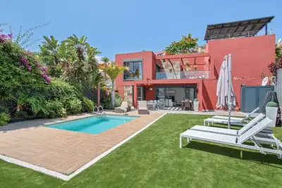 Image de Villa de vacances 'Alexandria's Retreat' avec vue sur la mer, Wi-Fi et climatisation
