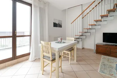 Image de Spacious Apartment 600mt from Metro M3 Comasina