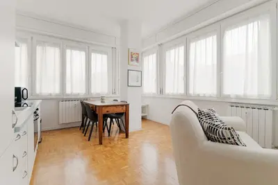 Image de Milano Bright Apartment with private parking!