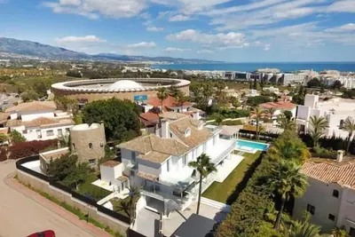 Image de Lavish Hillside Estate Near Puerto Banús – Ultimate Luxury Retrea