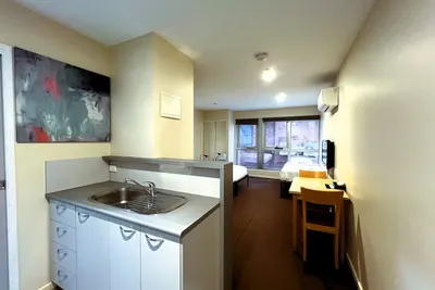 Image de Modern Cbd Studio Apartment for 3 | Free Wi-Fi