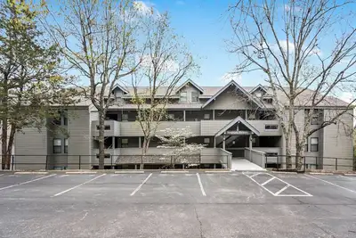 Image de Near Silver Dollar City, Lake View Condo with Complimentary Daily Tickets