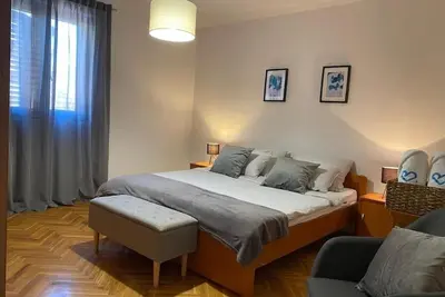 Image de Appartement de deux chambres avec le balcon Biograd na Moru, Biograd (A-23766-a)