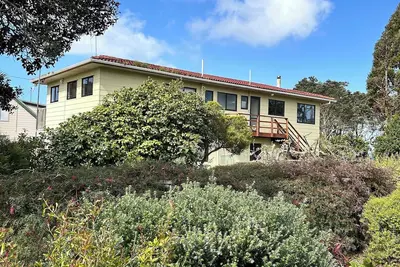 Image de Awhitu Batch, Auckland. Relax and take it easy. Sea Views