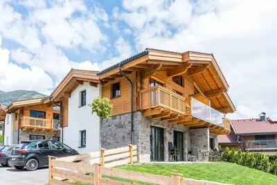 Image de Chalet haut de gamme à Piesendorf avec sauna