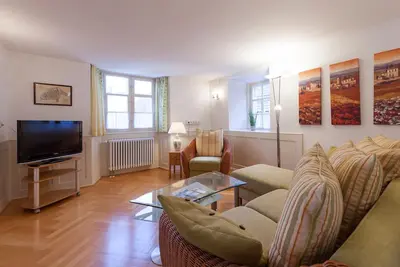 Image de Appartement 'Arzthaus' avec balcon et Wi-Fi