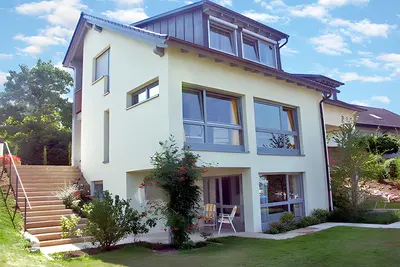 Image de Appartement \"Frölich\" avec terrasse privée, jardin partagé et Wi-Fi