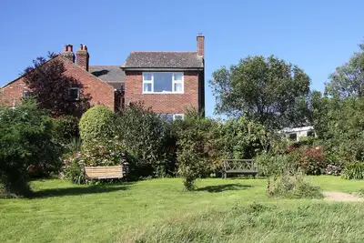 Image de Large, carbon-neutral, 4-bedroom cottage near Whitwell, Isle of Wight