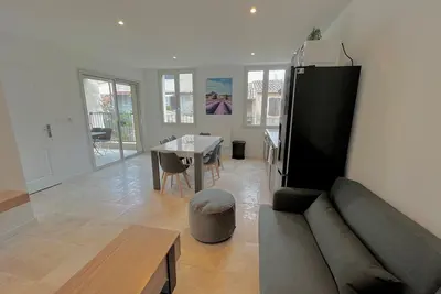 Image de Maison calme, garage, terrasse, proche basilique