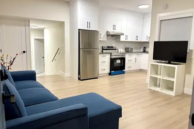 Image de Your White Rock Beach Getaway: 2br Suite, Modern Living, and Ocean Proximity!