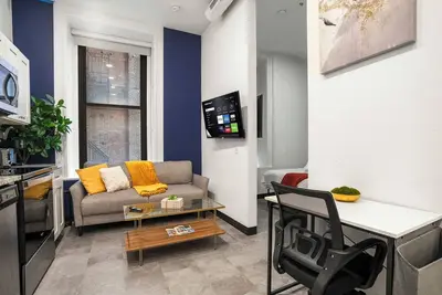 Image de CozySuites Stunning 1br in Downtown Pitts #6