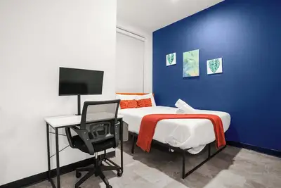 Image de CozySuites Stunning 1br in Downtown Pitts #14