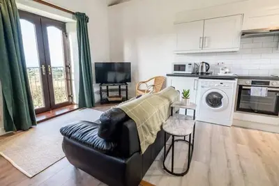 Image de Collection of 2 Stunning Coastal Cottages nr Bude