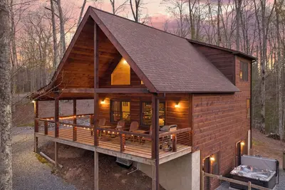 Image de Deer Run I Dog Friendly~Hot Tub~Fire Pit~Sleeps 6