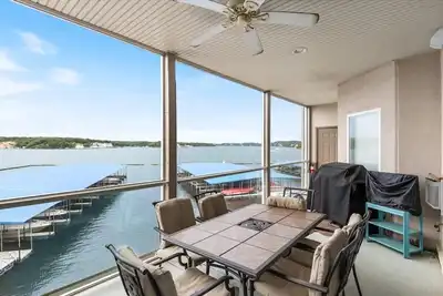 Image de Lakeside Serenity Retreat