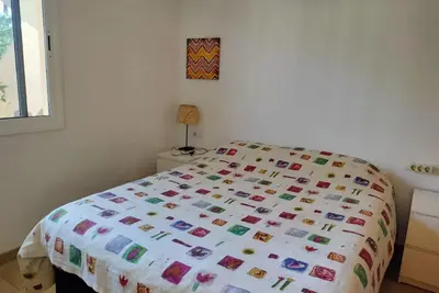 Image de Charming apartment, quiet urbanization only 100 meters from the beach