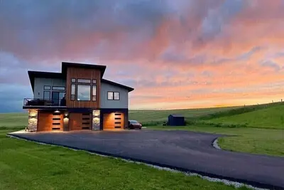 Image de This house is a 2 bedroom(s), 2 bathrooms, located in Kalispell, Mt.