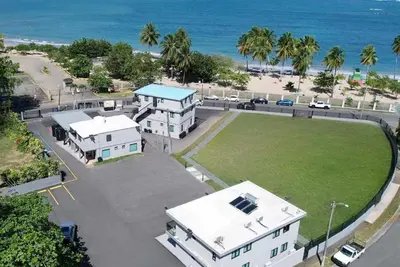 Image de Fully Renovated Beachfront Building 2 | 6 Beds, 4 Baths | Ocean Views & Terrace