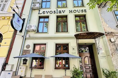 Image de Luxurious 16 bedroom villa with Ac, WiFi in superb Sibiu