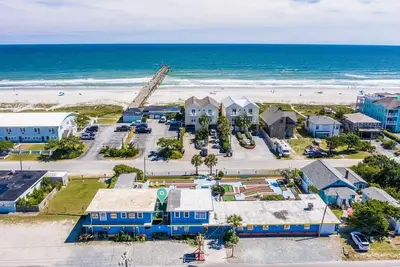 Image de Coastal Cottage - Upscale 2 Br Condo at Mini Golf