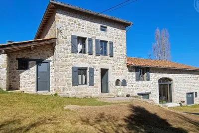 Image de Gîte de charme avec piscine intérieure chauffée, 12\/14 personnes