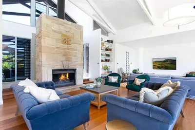 Image de Fletchers Lane Escape – rural resort vibes, sweeping views, pool, tennis court, close to Berry