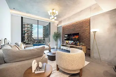 Image de 1-Bedroom Apartment with Greenery & City Views in The Terraces