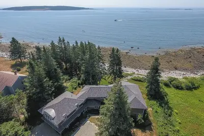Image de Candys Cove Cottage - Town of St George
