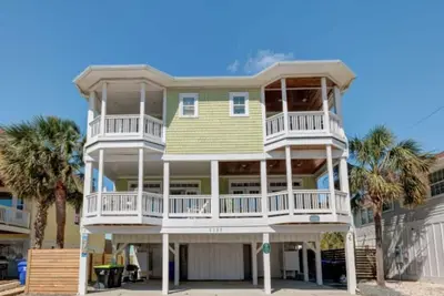 Image de Casa Bella - oceanview, just steps to the beach