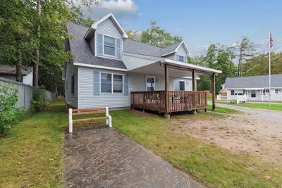 Image de Cottages 6-7-9 - 8br Lakefront stay for 16