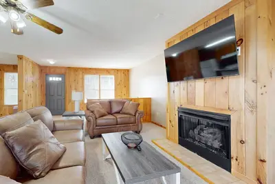 Image de Spacious townhome with gorgeous mountain views and shared pool