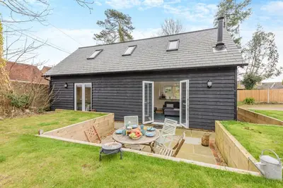 Image de Mingan Barn - Deux Chambres Maison, Couchages 4