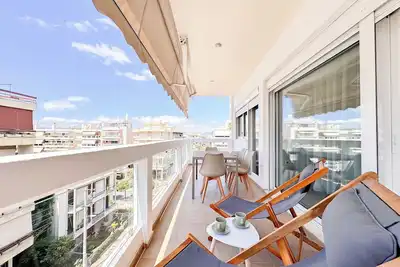 Image de Stylish Alimos Retreat w/Large Balcony