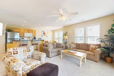 Image de Luxury Condo in Southport, Nc - Gated Community, Pool, Marina & More - Book Now