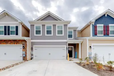 Image de Ocean View Beach Club home with fast WiFi, central A/C, & community amenities
