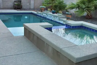 Image de 3-bedroom house in phenomenal San Tan Valley with gorgeous heated pool & hot tub