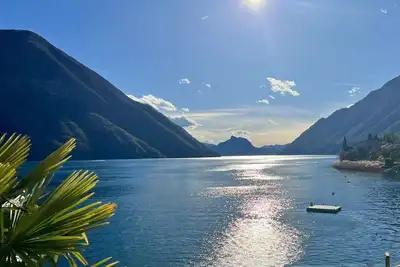 Image de Appartement au bord du lac dans une oasis magnifique avec grand jardin et plage.