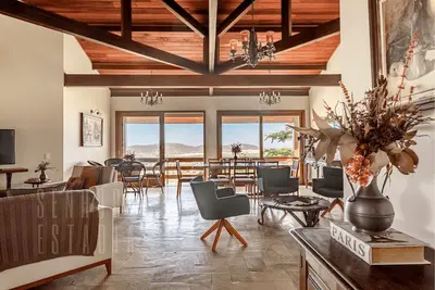 Magnifique Mansion avec Jacuzzi et Vue sur Lagon