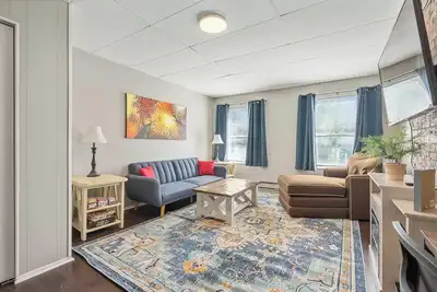 Image de Luxury in the Heart of Downtown Wilmington, Minutes from Wec