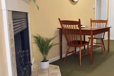 Image de 20% Sale April/May Nh Condo Unit 4c