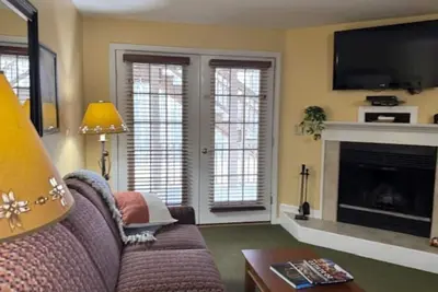 Image de 20% Sale April/May Nh Condo Unit 4e